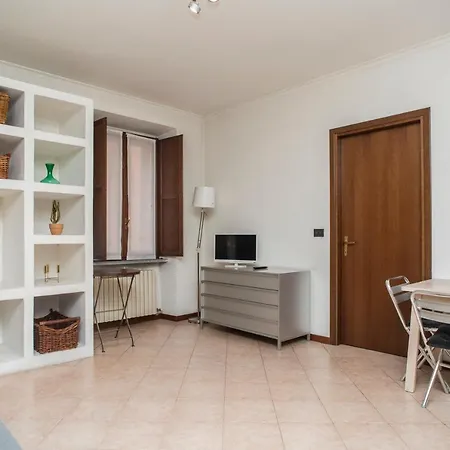 Apartament Living - Via Brera 23